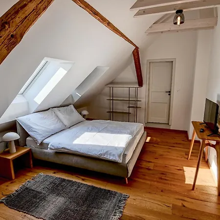 Bed and breakfast Liborezy14
